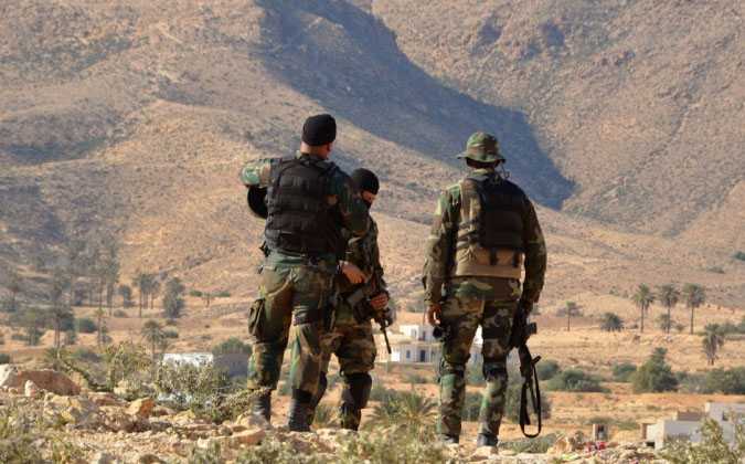جبل سلوم : اشتباكات بين القوات العسكرية و جماعات ارهابية 